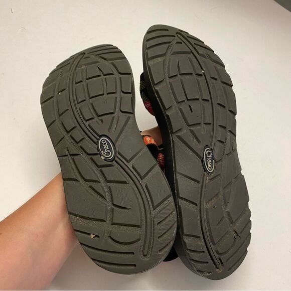 Chaco Z2 Strappy Sandals black floral outdoor waterproof hiking Shoes woman’s 10 - Picture 3 of 8
